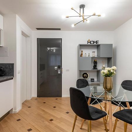 Milan Duomo Suites Экстерьер фото
