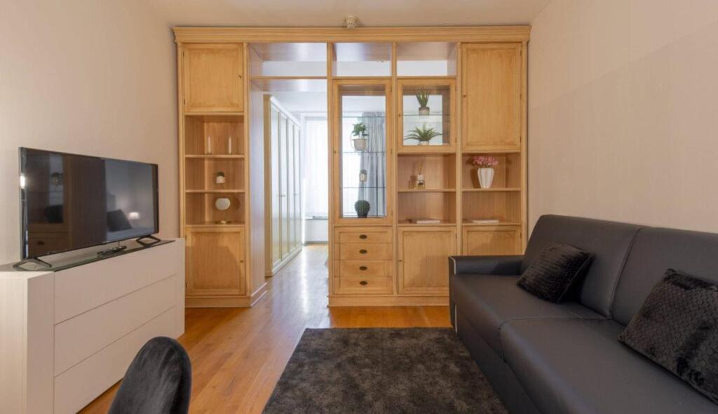 Milan Duomo Suites Экстерьер фото