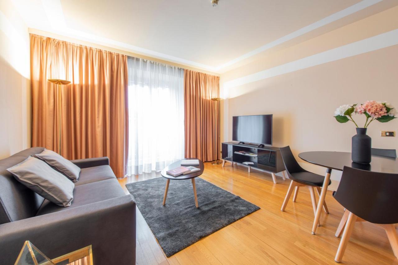 Milan Duomo Suites Экстерьер фото