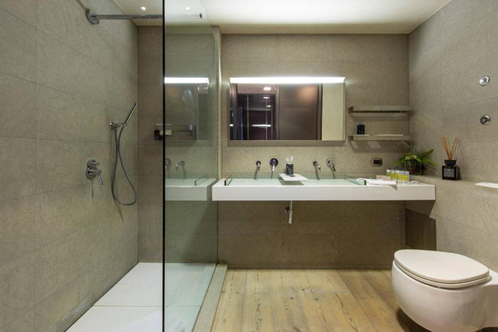 Milan Duomo Suites Экстерьер фото