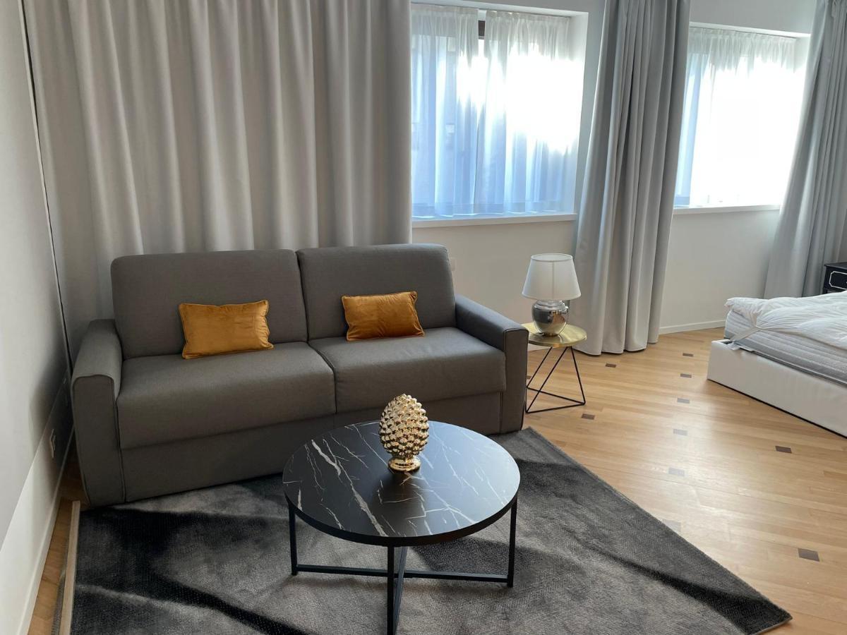 Milan Duomo Suites Экстерьер фото