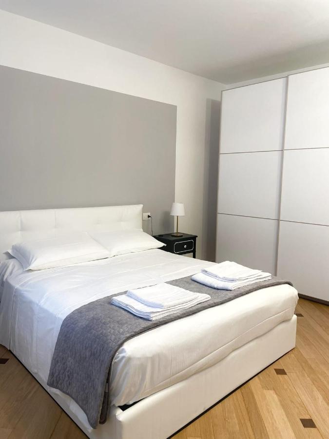 Milan Duomo Suites Экстерьер фото