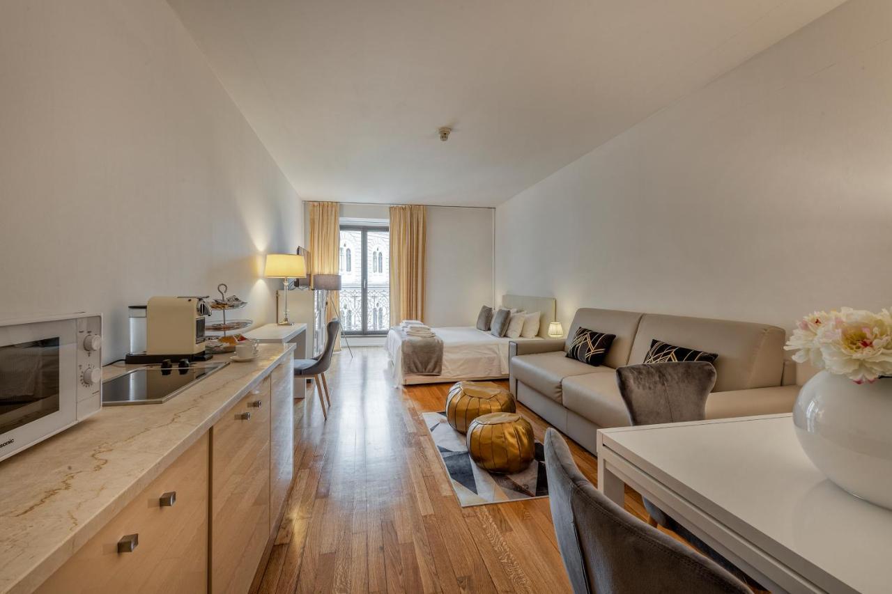 Milan Duomo Suites Экстерьер фото