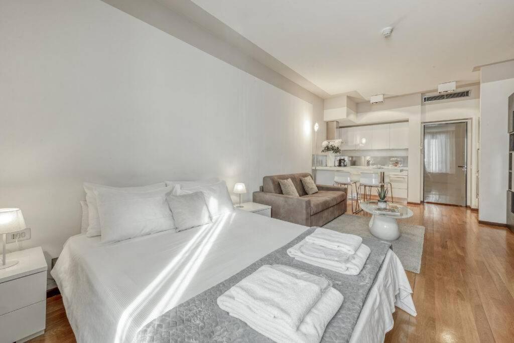 Milan Duomo Suites Экстерьер фото